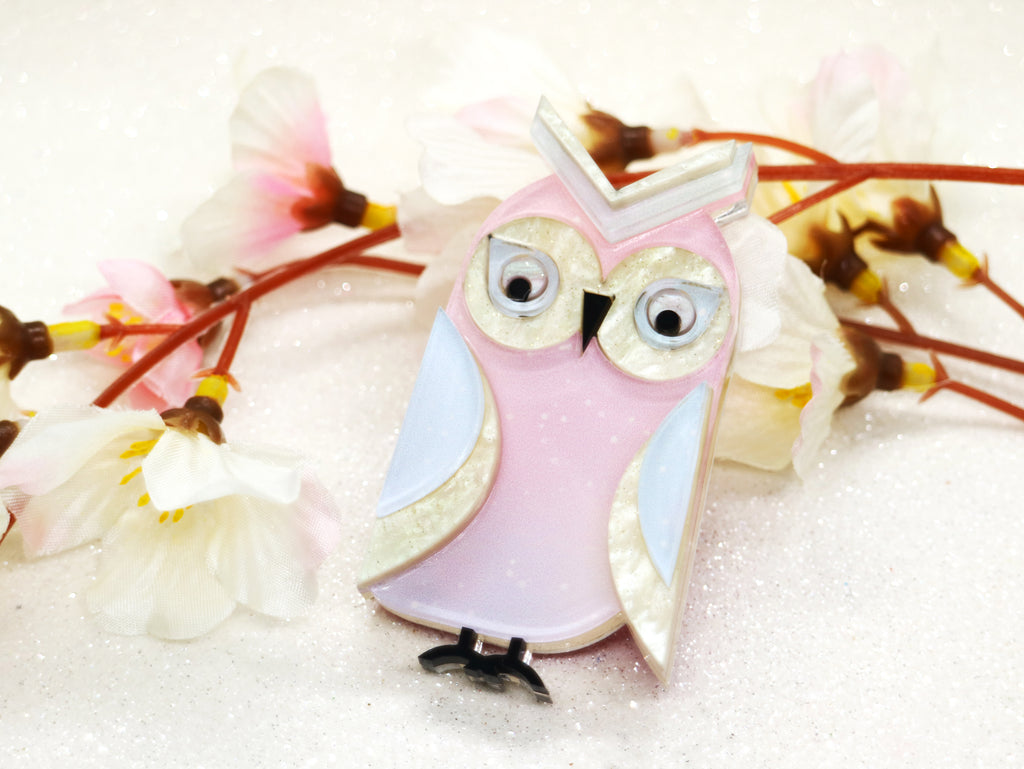 Wintersheart brooches online